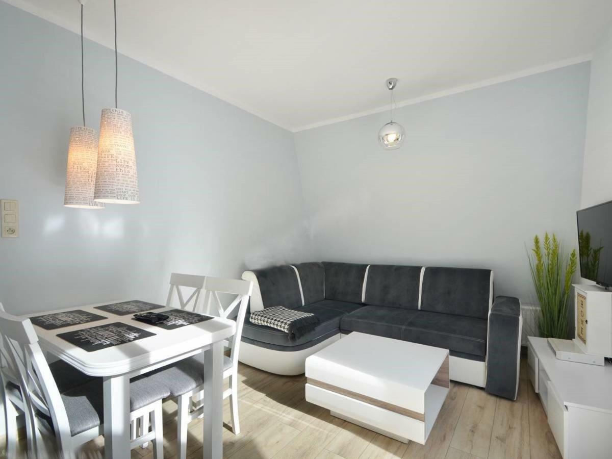 Baltic Apartament Поберово Экстерьер фото